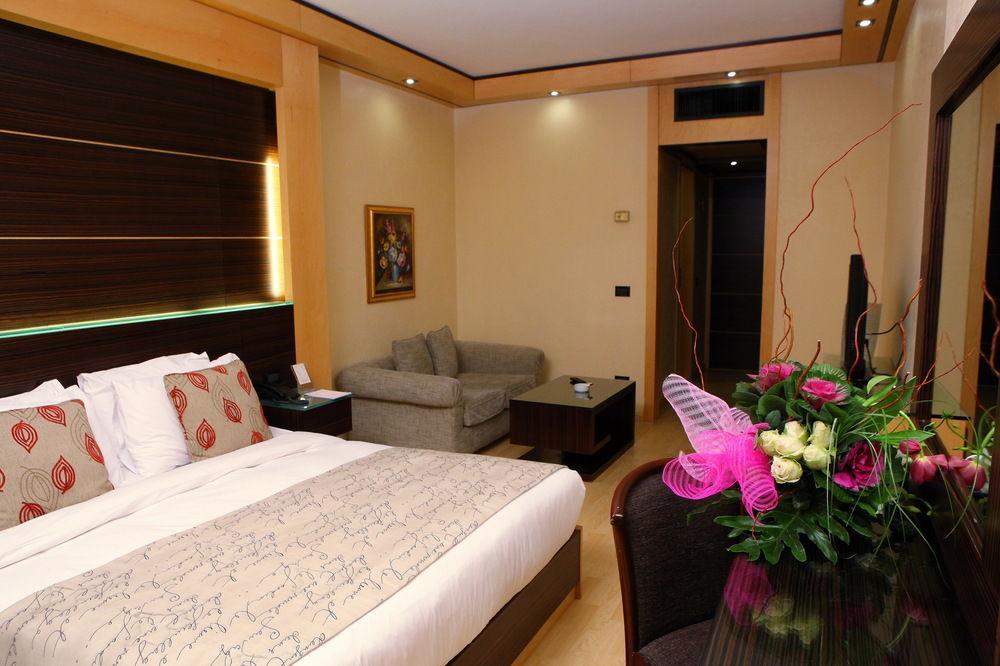 Imperial Suites Hotel Beirut Eksteriør bilde